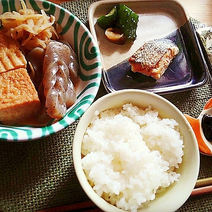 厚揚げとこんにゃくの煮物